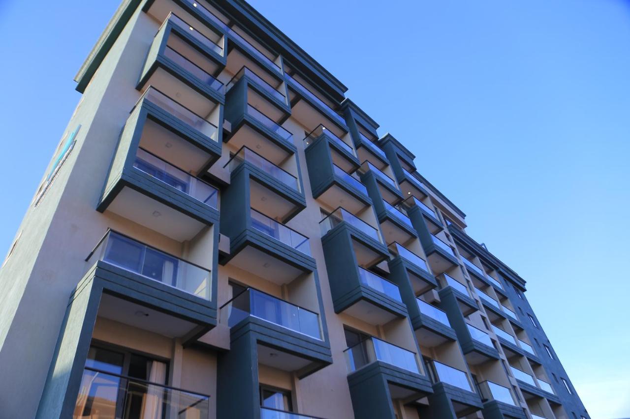 Zara Garden Hotel And Apartments カンパラ エクステリア 写真