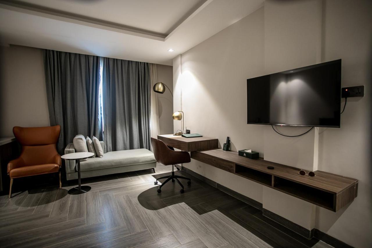 Zara Garden Hotel And Apartments カンパラ エクステリア 写真