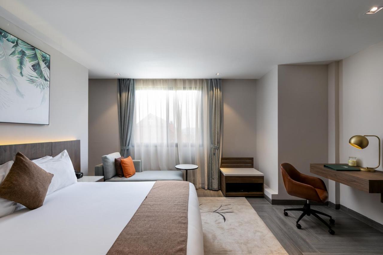 Zara Garden Hotel And Apartments カンパラ エクステリア 写真